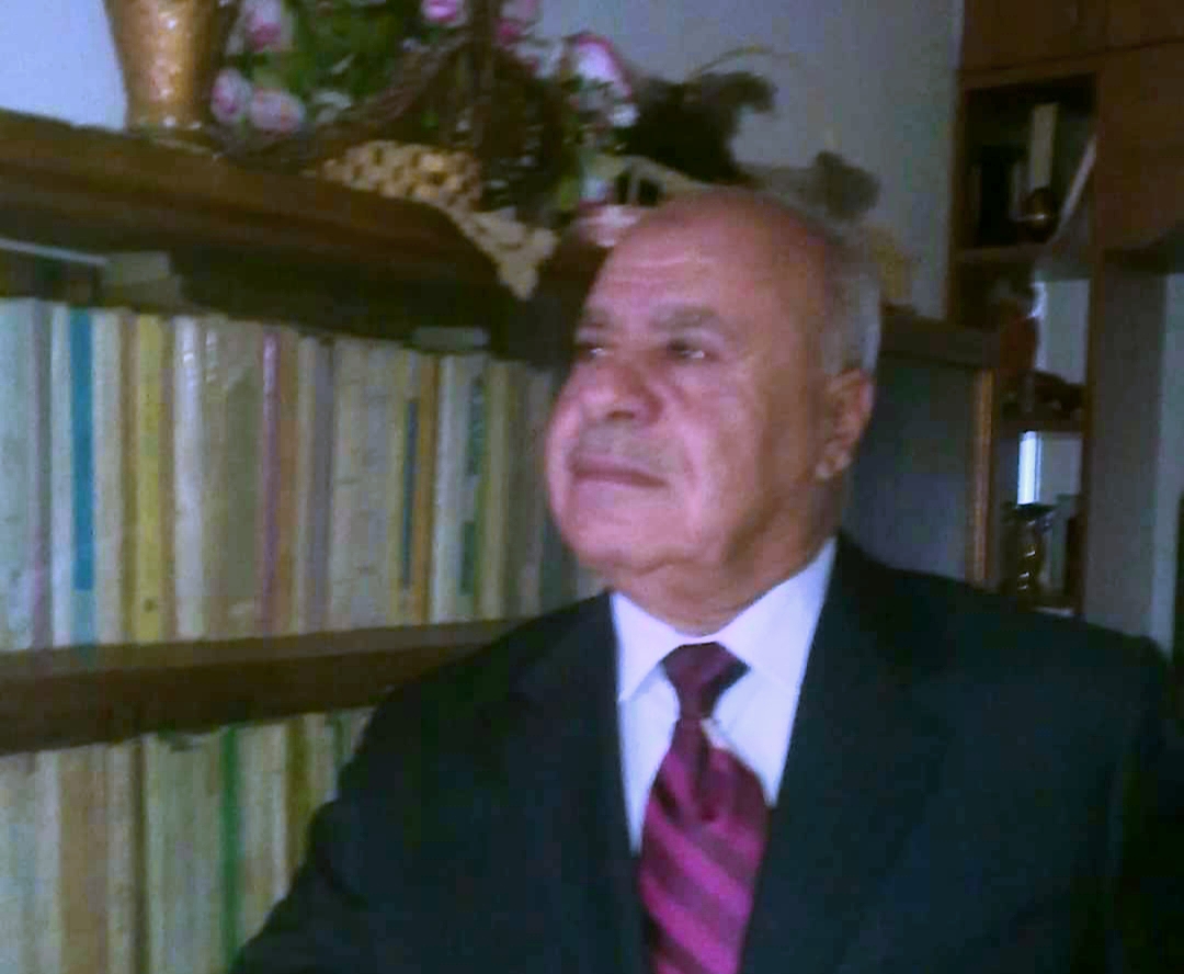 الصحفي الأردني صافي الخصاونة/المنتصف